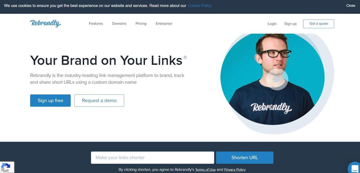 Rebrandly最大的優點是能夠自訂網網域稱。 Rebrandly最大的優點是能夠自訂網網域稱。